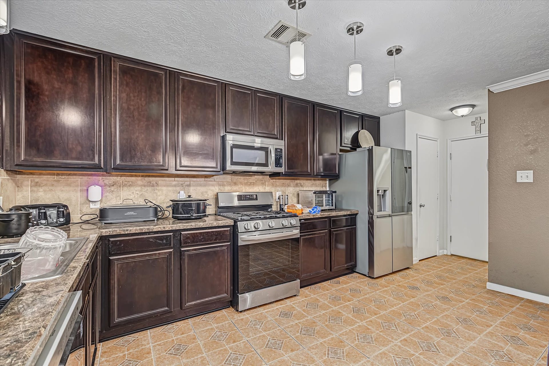 21311 Pine Monte Ridge Lane, Katy, TX 77449 21311 Pine Monte Ridge Lane, Katy, TX 77449