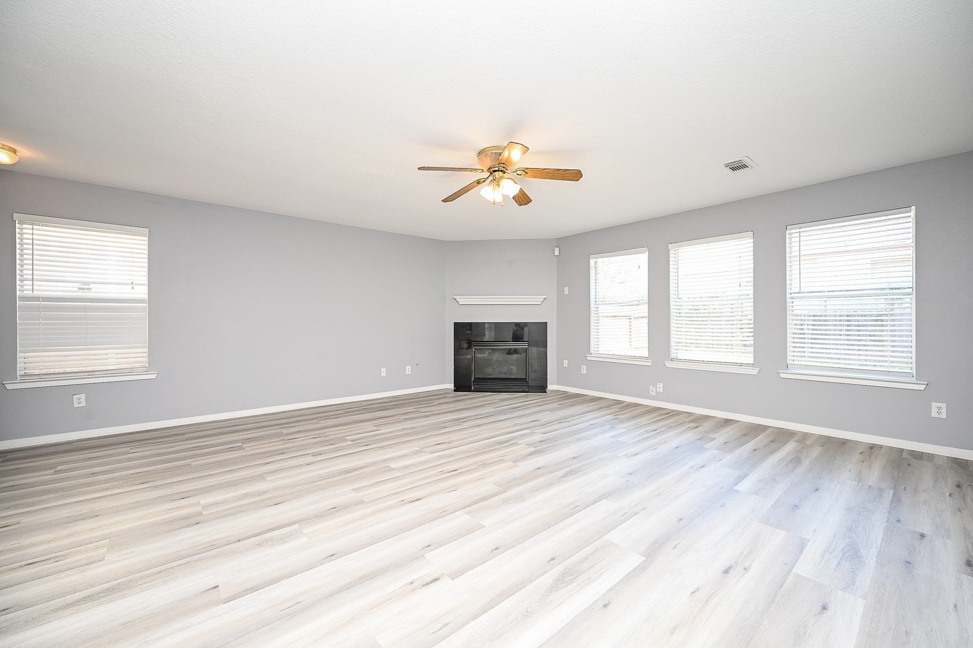 10814 Orchard Springs Drive, Houston, TX 77067 10814 Orchard Springs Drive, Houston, TX 77067