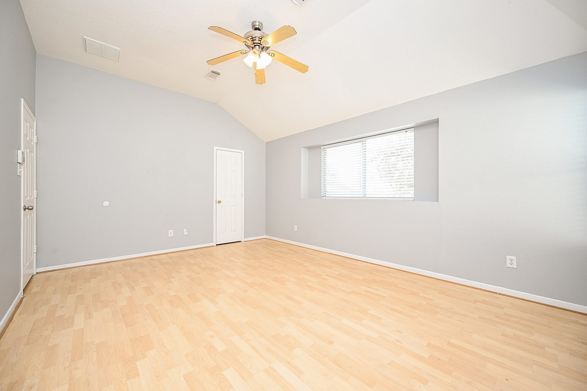 10814 Orchard Springs Drive, Houston, TX 77067 10814 Orchard Springs Drive, Houston, TX 77067