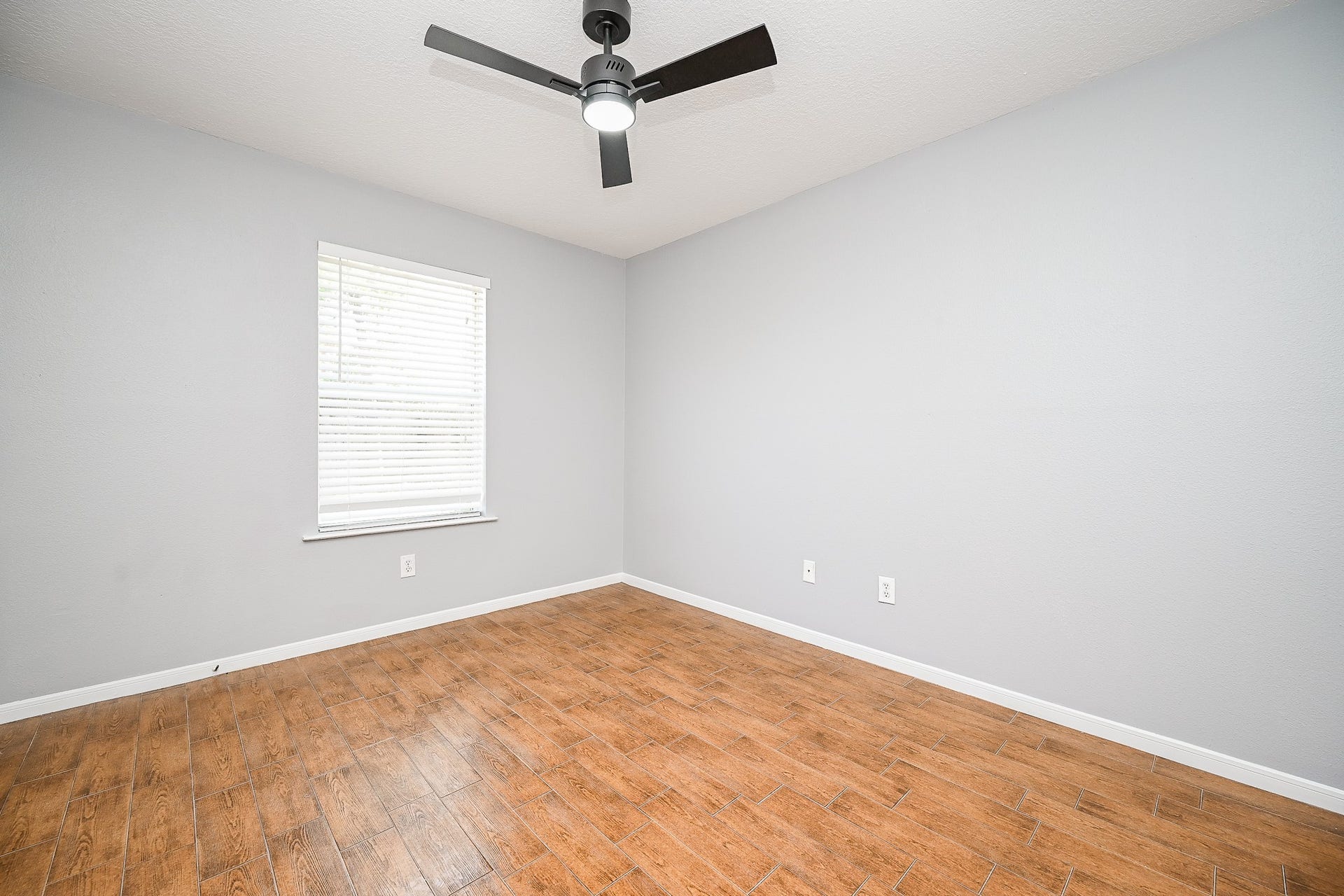 10814 Orchard Springs Drive, Houston, TX 77067 10814 Orchard Springs Drive, Houston, TX 77067