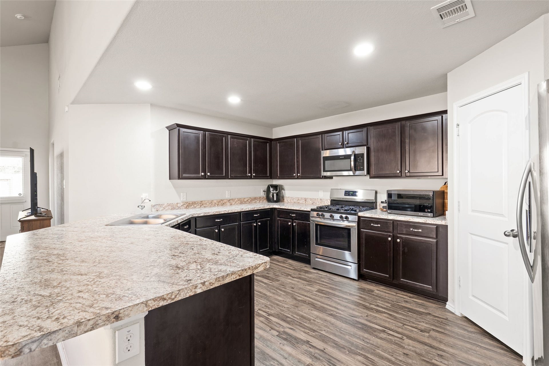 11368 Dawn Beach Lane, Conroe, TX 77304 11368 Dawn Beach Lane, Conroe, TX 77304