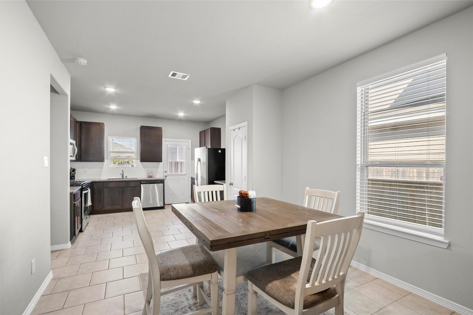 25735 Boxwood Hedge Lane, Tomball, TX 77375 25735 Boxwood Hedge Lane, Tomball, TX 77375