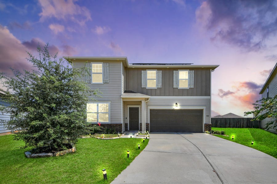 Property photo for 1021 Pin Cherry Lane, Brookshire, TX