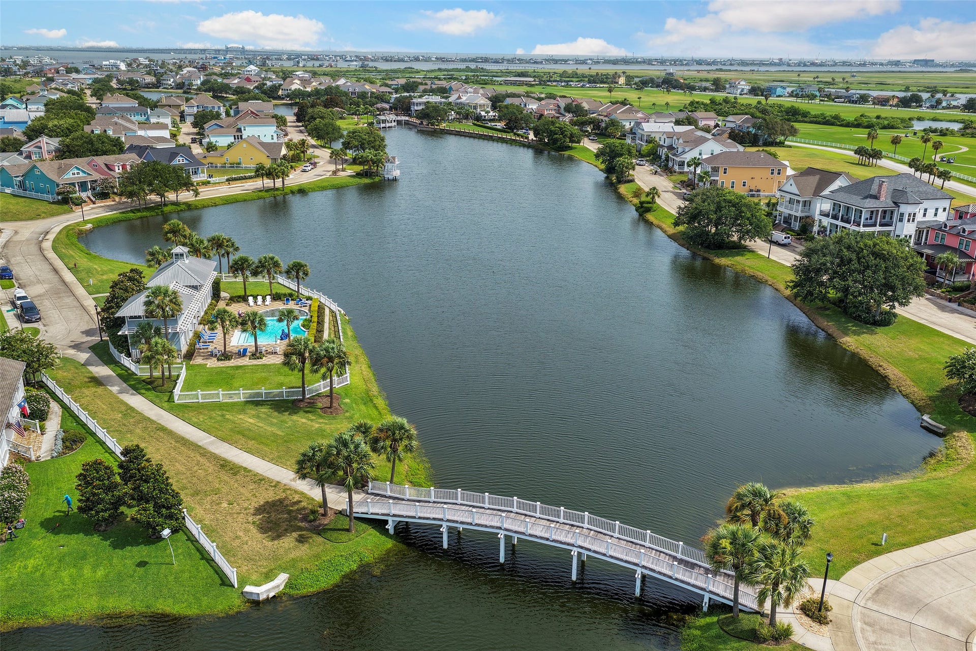 7 Curiosity Lane, Galveston, TX 77554 Lake to walk or ride your bike around