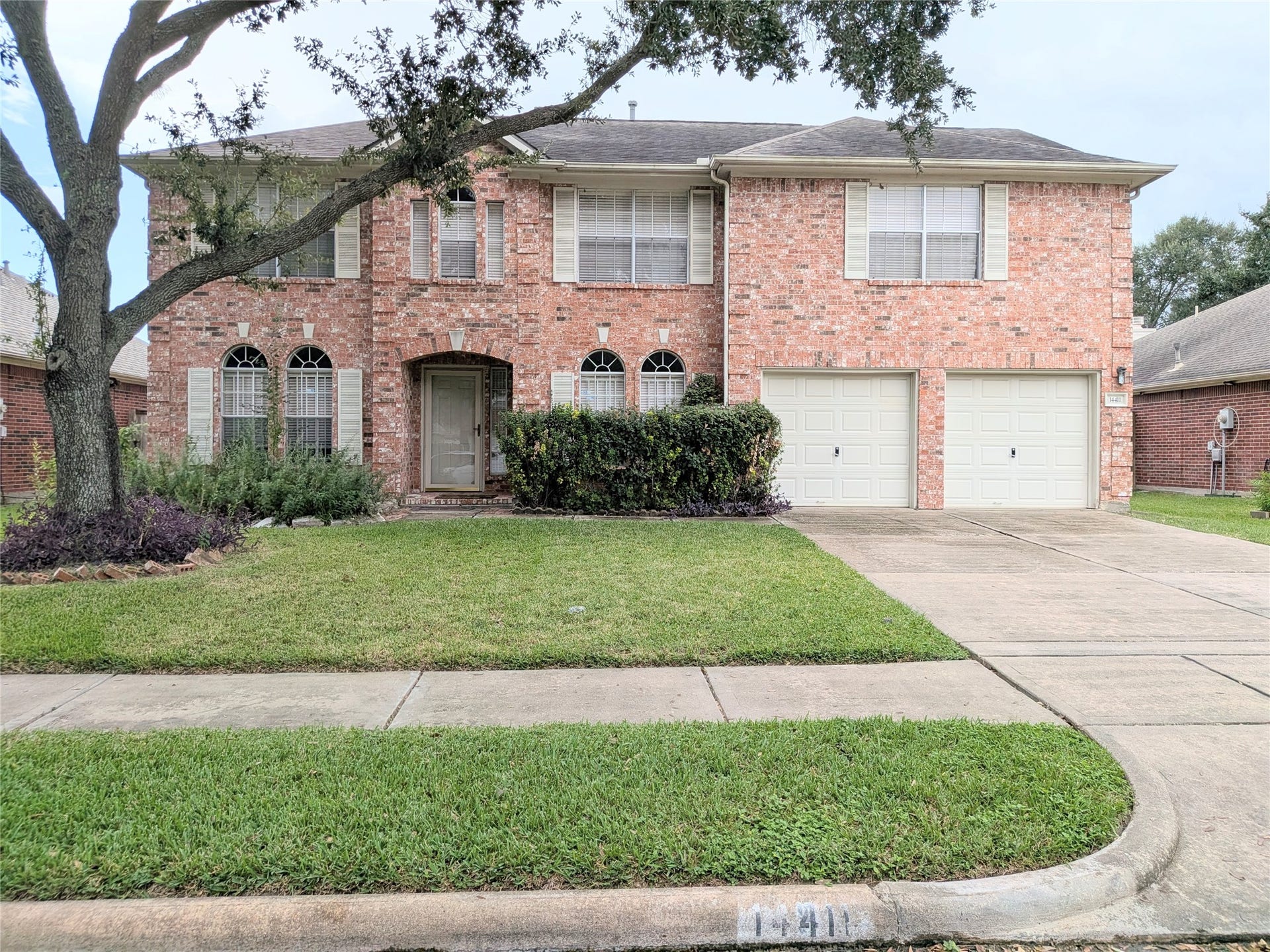 14411 Berrington Drive, Houston, TX 77083 14411 Berrington Drive, Houston, TX 77083