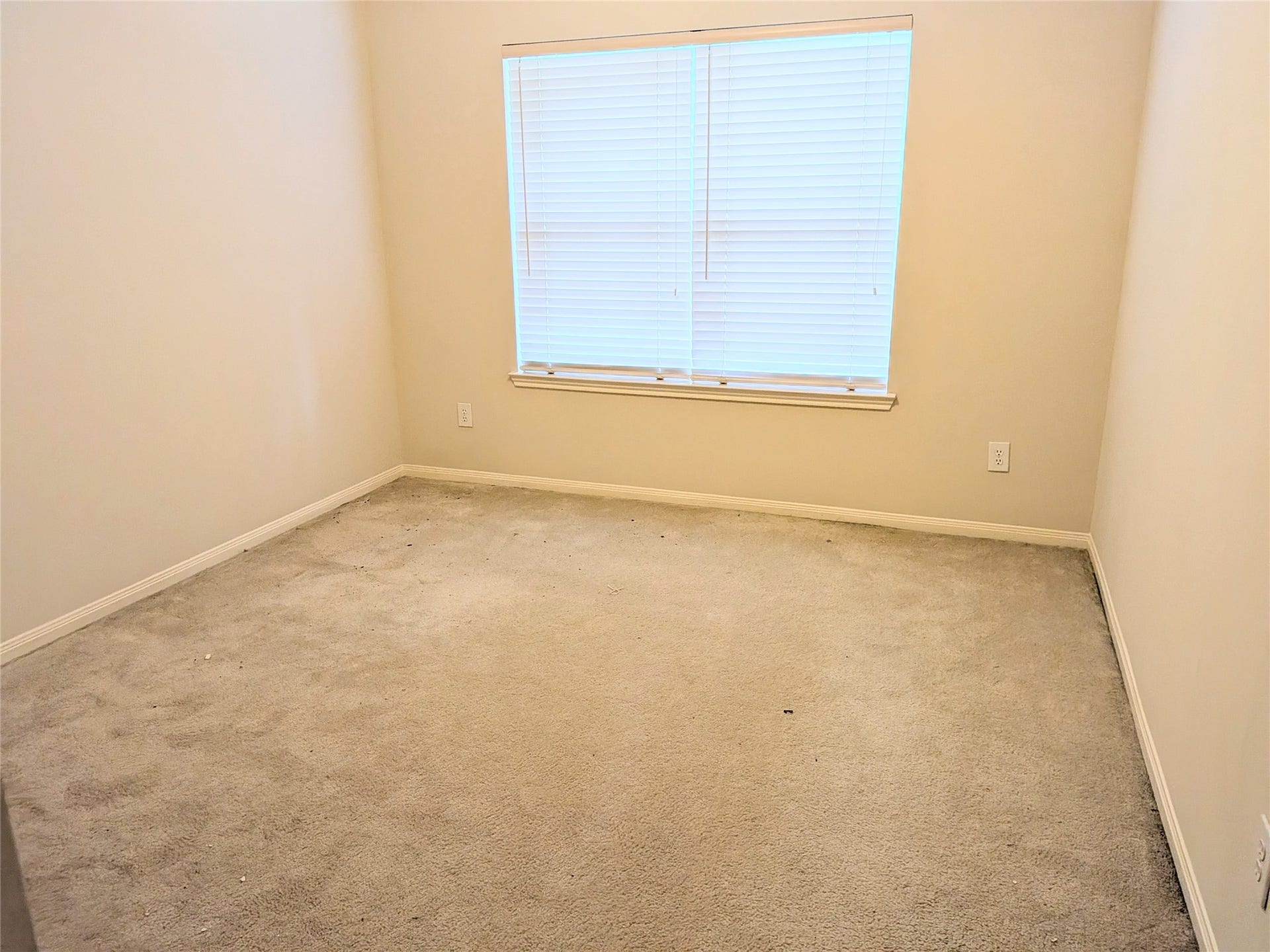14411 Berrington Drive, Houston, TX 77083 14411 Berrington Drive, Houston, TX 77083