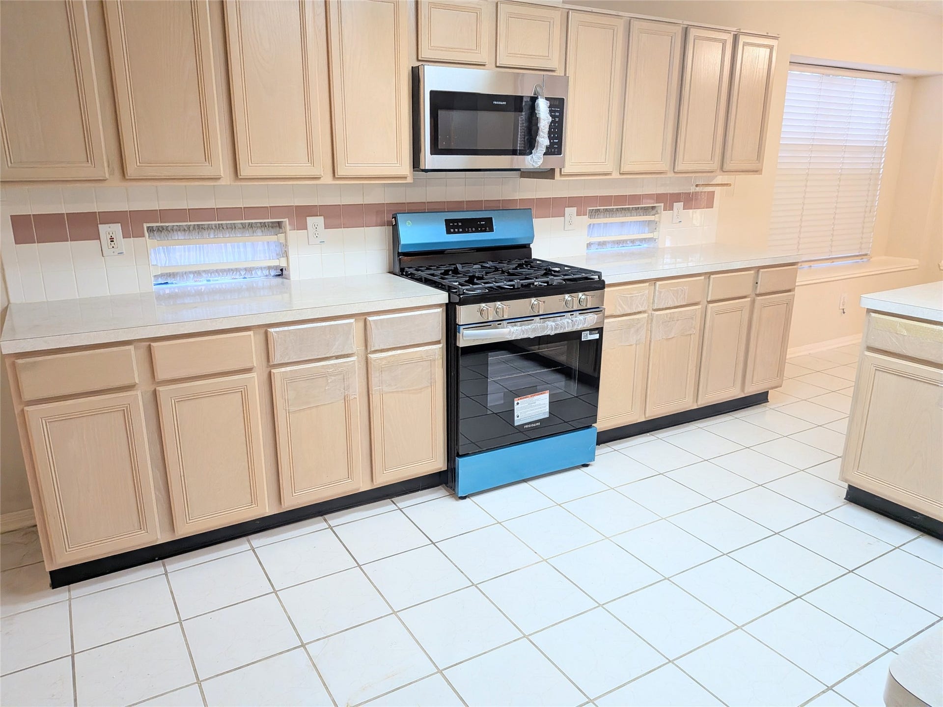 14411 Berrington Drive, Houston, TX 77083 14411 Berrington Drive, Houston, TX 77083