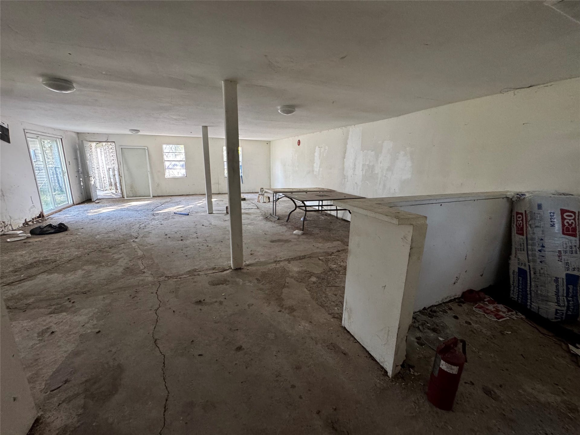 225 Beatrice Street, La Marque, TX 77568 225 Beatrice Street, La Marque, TX 77568