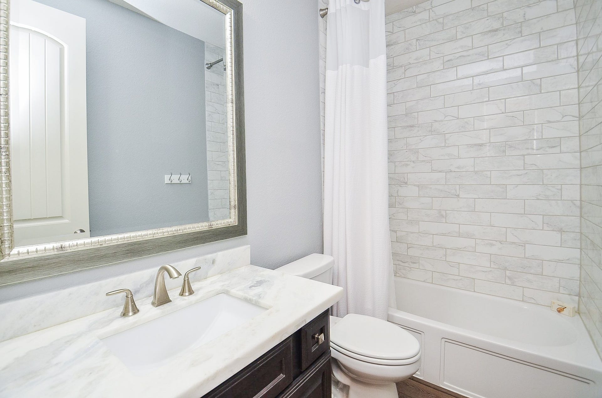 18438 Panton Terrace Lane, Cypress, TX 77429 Full bathroom 3