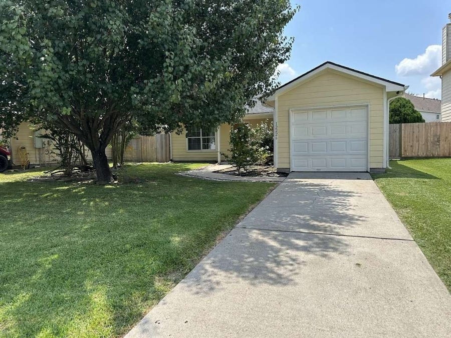 Property photo for 12226 Greensbrook Forest Drive, Houston, TX