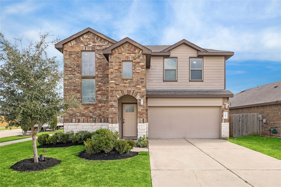 Property photo for 7503 Highland Chase Drive, Richmond, TX