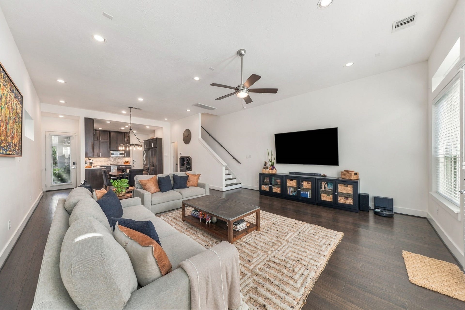 5205 Darling Street, Houston, TX 77007 5205 Darling Street, Houston, TX 77007