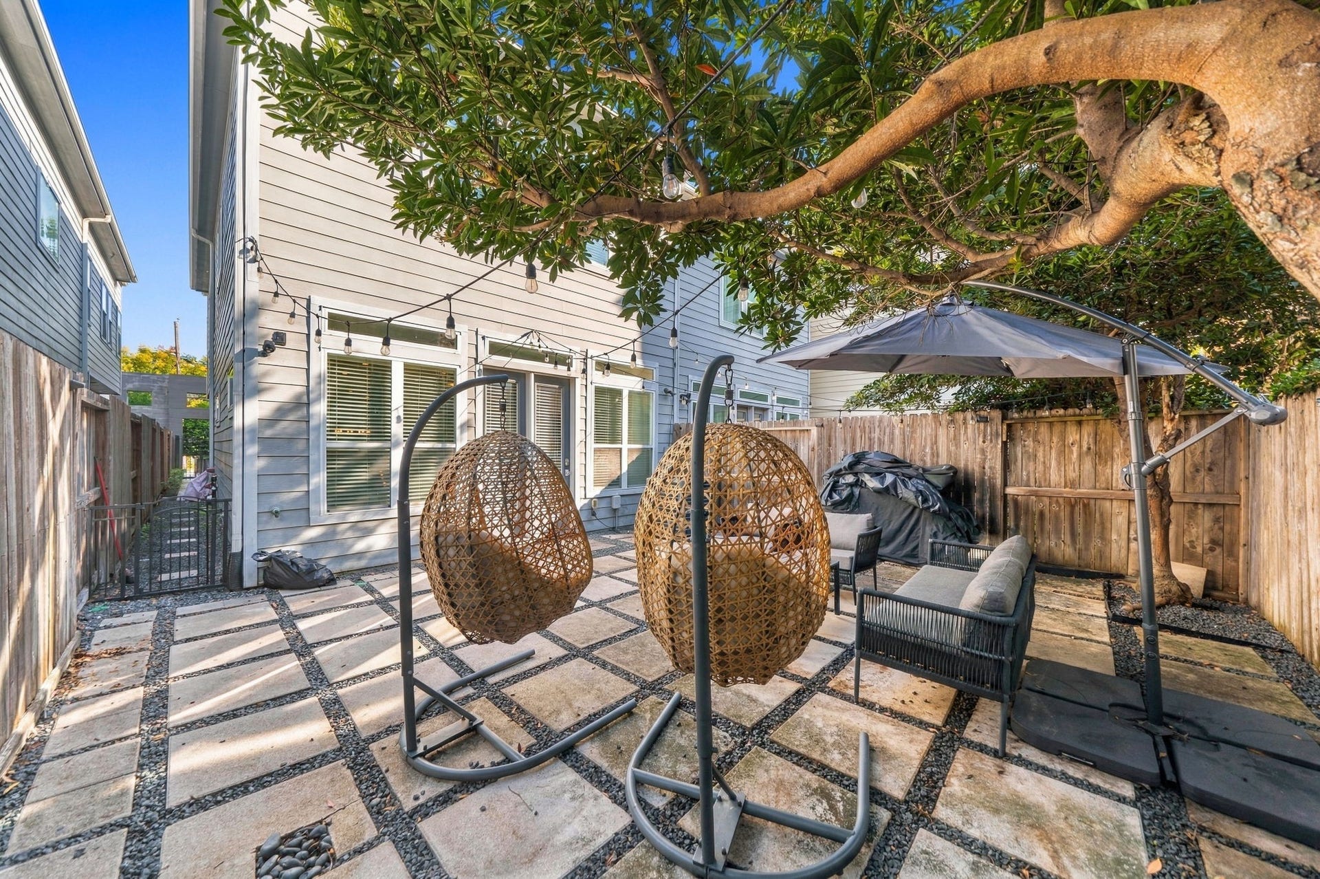 5205 Darling Street, Houston, TX 77007 5205 Darling Street, Houston, TX 77007