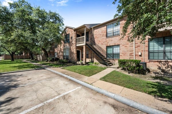 Property photo for 2255 Braeswood Park Drive, #338, Houston, TX