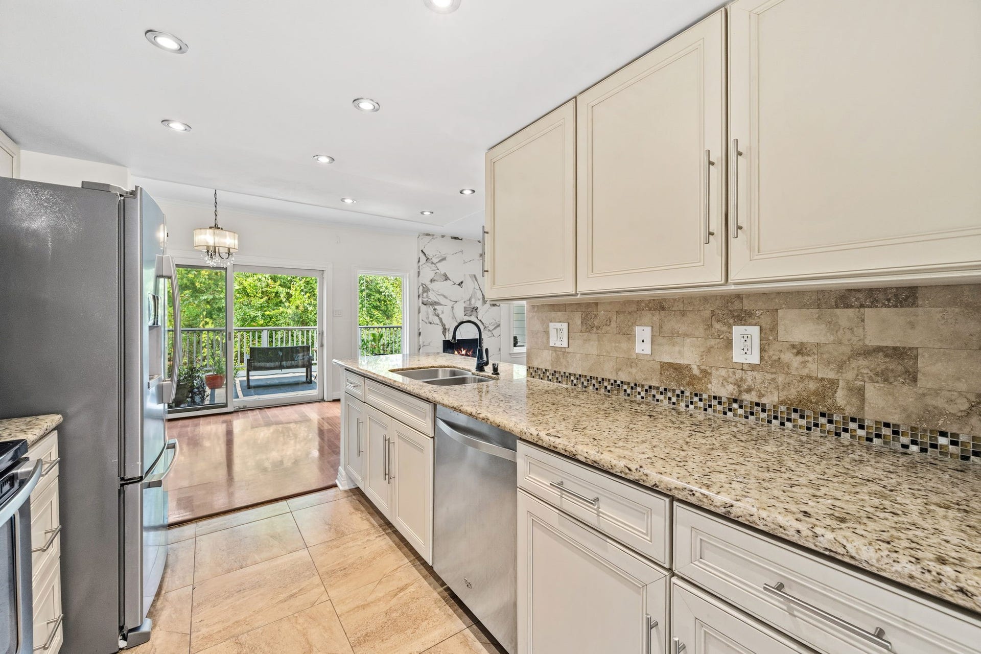 1802 Stoney Brook Drive, #103, Houston, TX 77063 1802 Stoney Brook Drive, #103, Houston, TX 77063