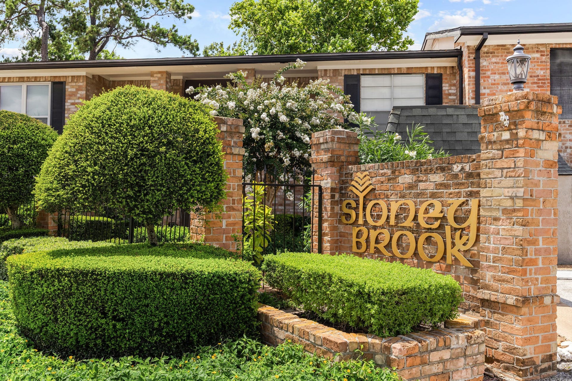 1802 Stoney Brook Drive, #103, Houston, TX 77063 1802 Stoney Brook Drive, #103, Houston, TX 77063