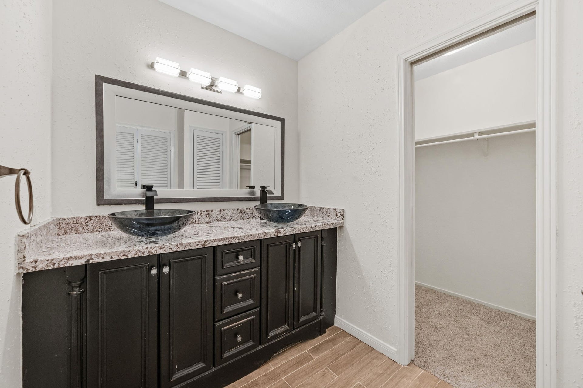 1802 Stoney Brook Drive, #103, Houston, TX 77063 1802 Stoney Brook Drive, #103, Houston, TX 77063