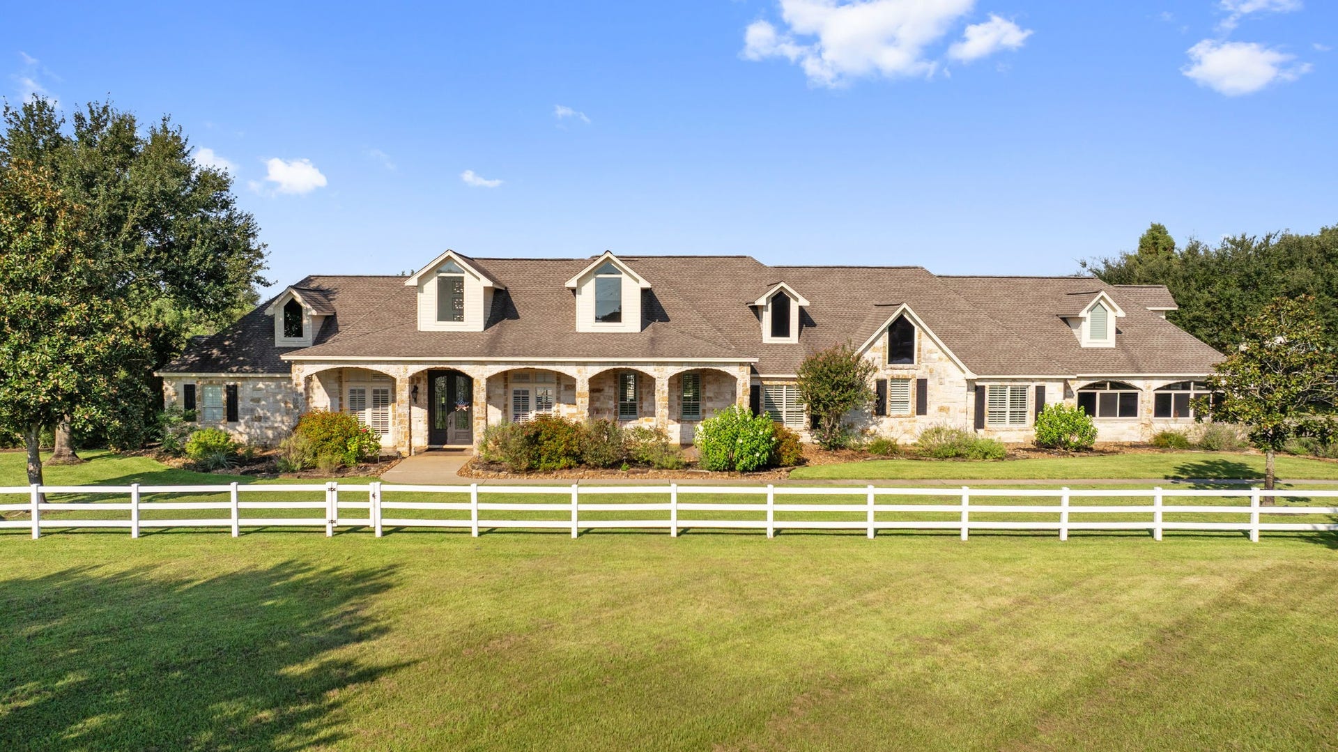 16435 Bridle Oak Drive, Cypress, TX 77433 16435 Bridle Oak Drive, Cypress, TX 77433