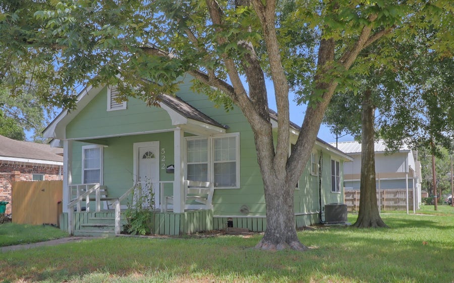 Property photo for 522 Aron Street, Baytown, TX