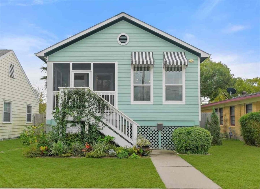 Property photo for 4317 Avenue R Avenue, Galveston, TX