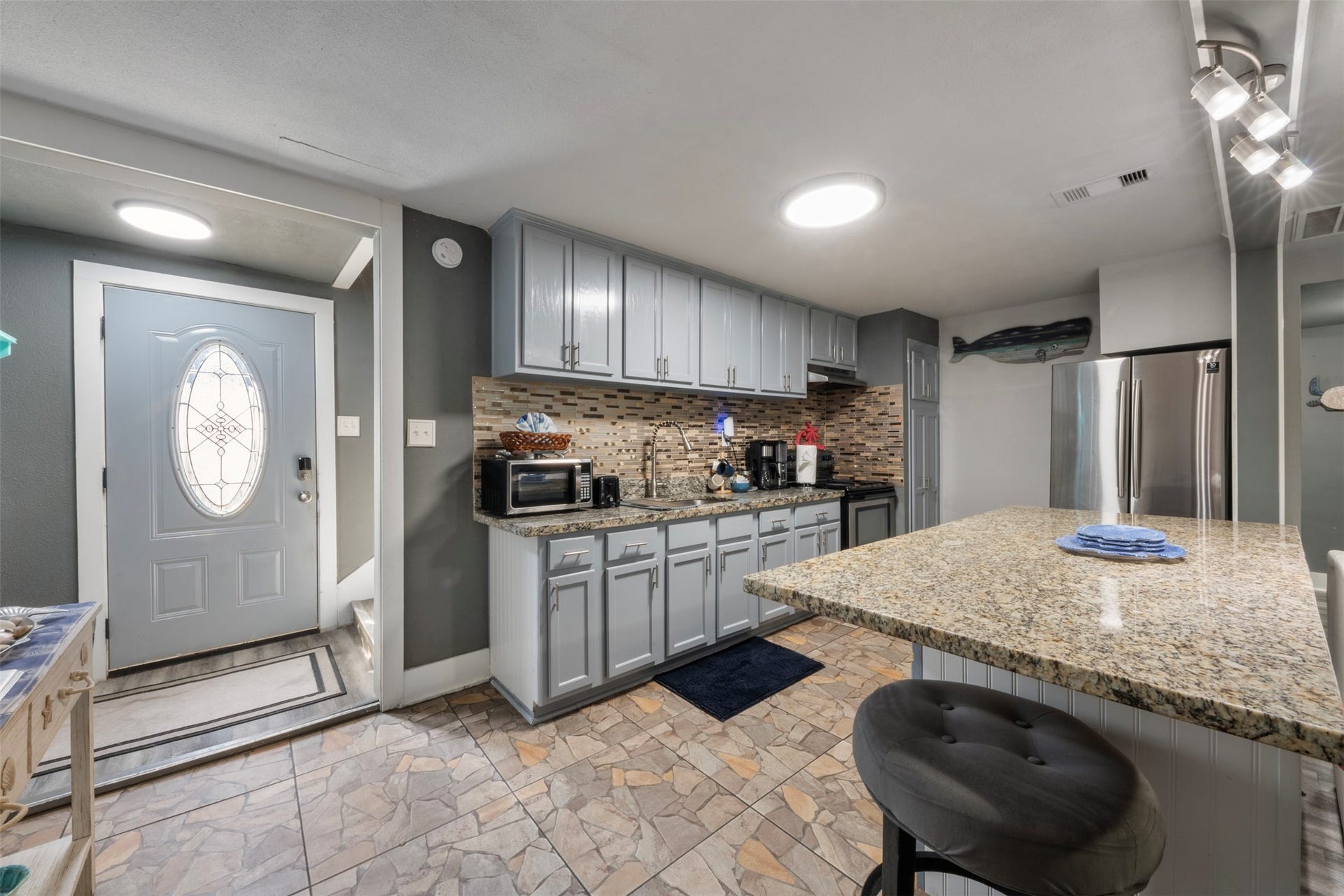 3218 Avenue Q 1/2, Galveston, TX 77550 3218 Avenue Q 1/2, Galveston, TX 77550