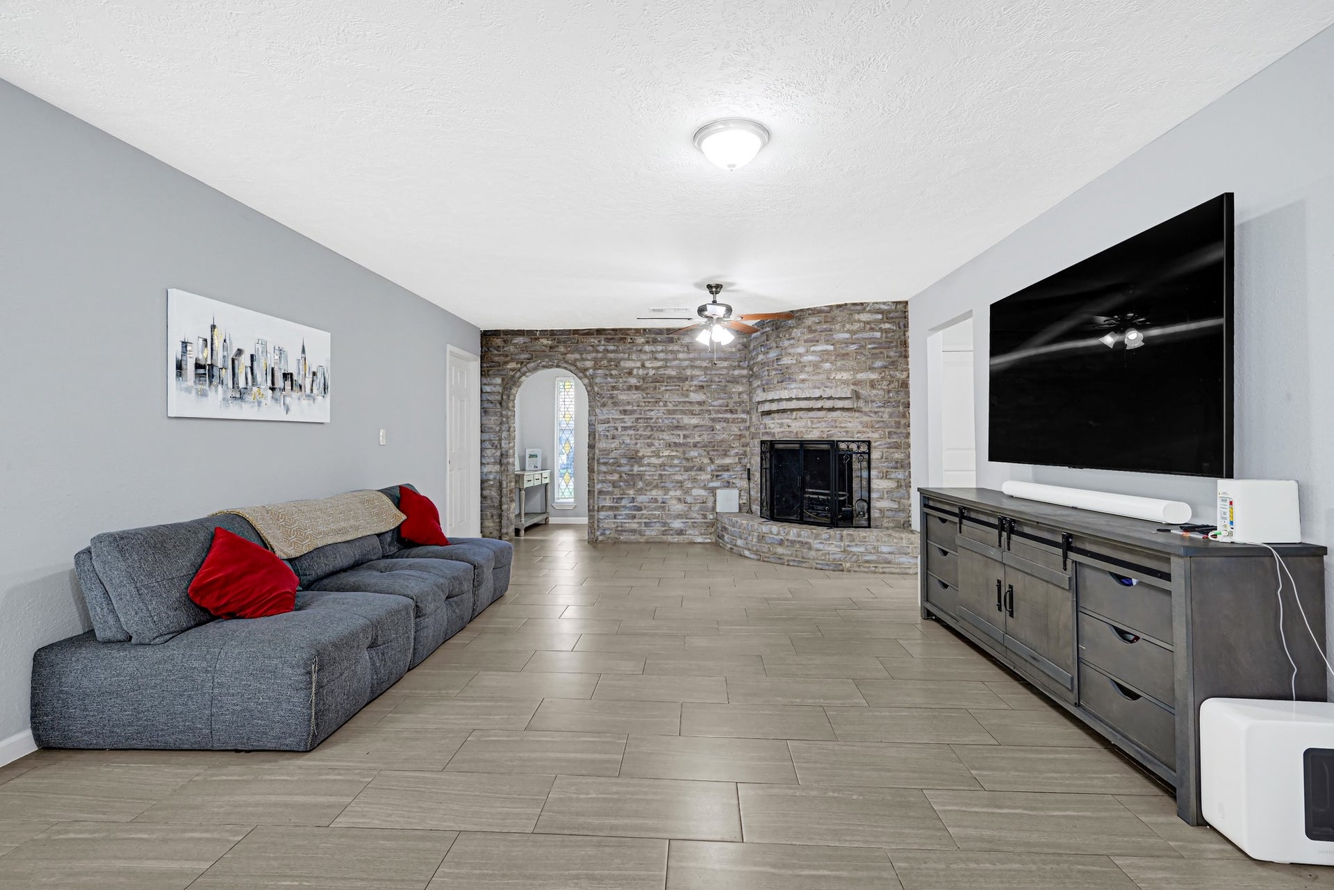 5343 Royal Parkway, Friendswood, TX 77546 Gas fireplace creates great focal point.