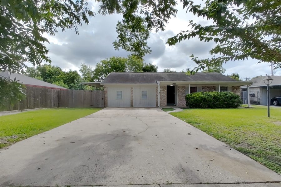 Property photo for 12306 Foxridge Drive, Houston, TX