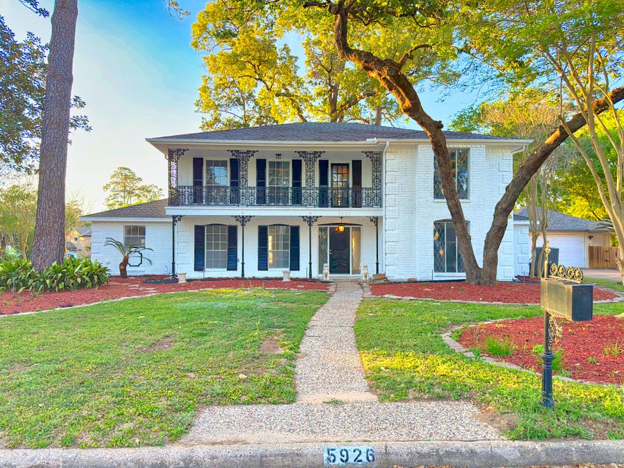 Property photo for 5926 Queensgate Drive, Houston, TX
