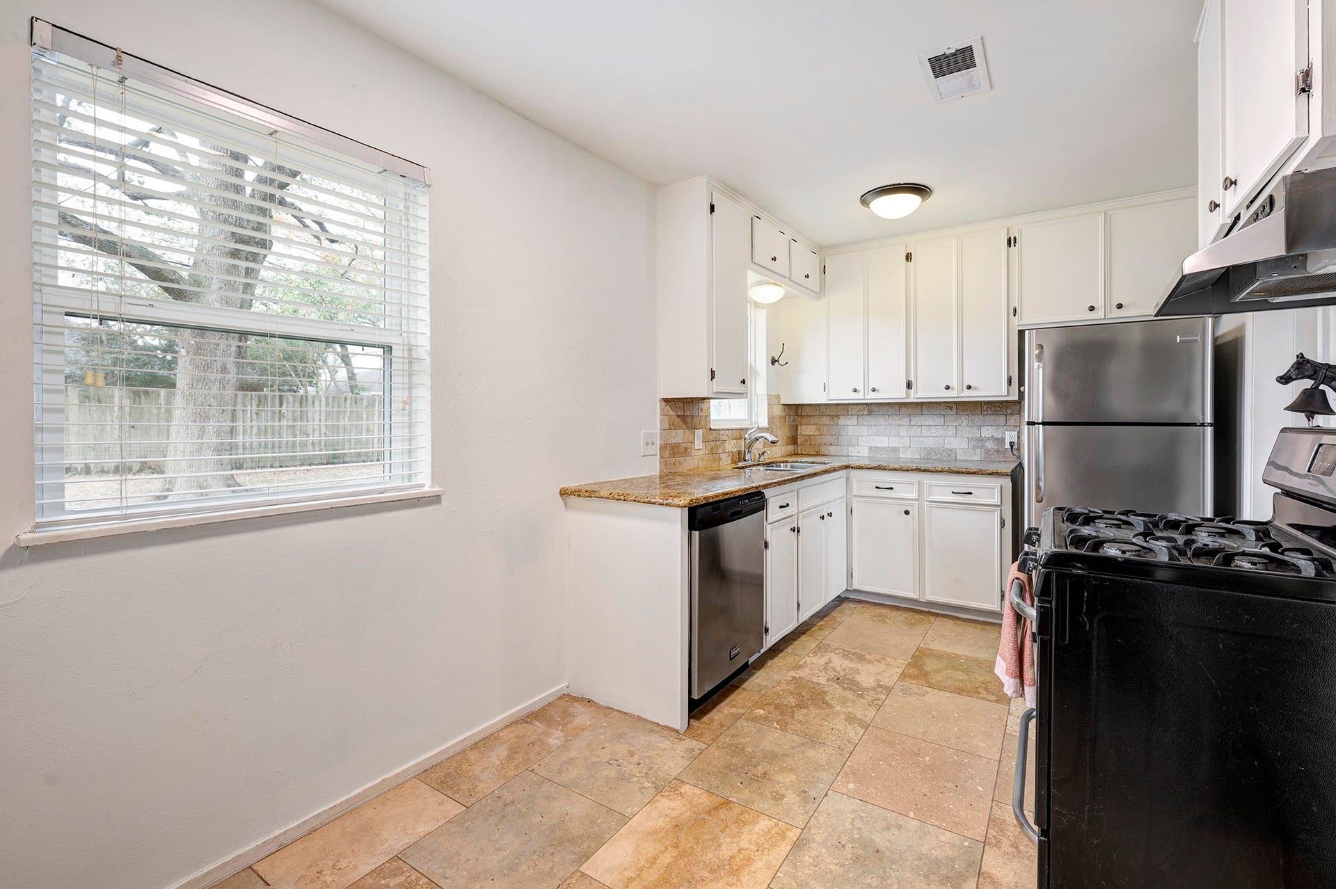 4722 Carleen Road, Houston, TX 77092 4722 Carleen Road, Houston, TX 77092