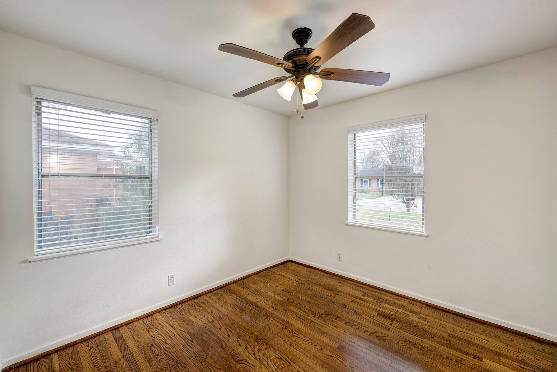 4722 Carleen Road, Houston, TX 77092 4722 Carleen Road, Houston, TX 77092