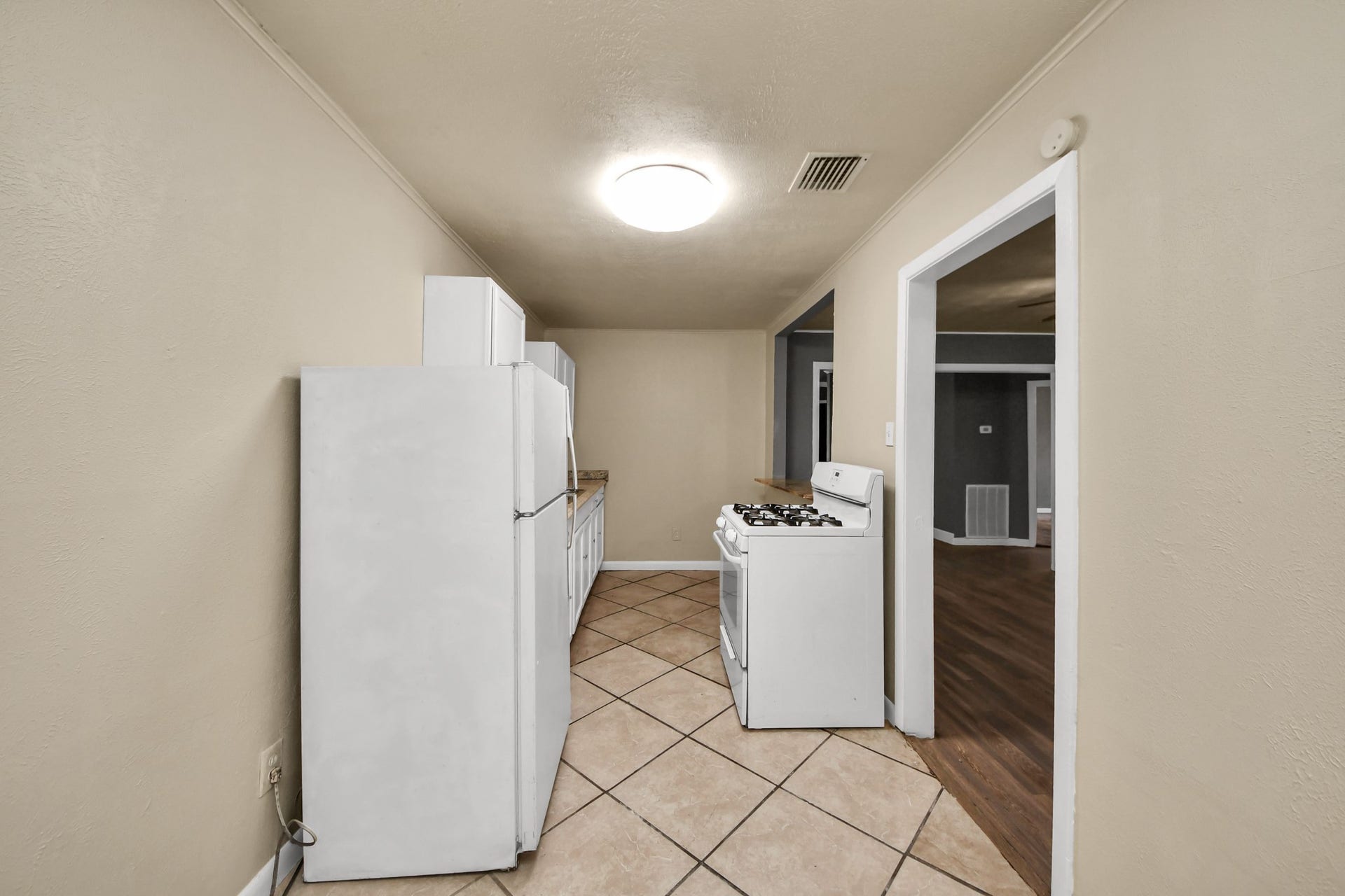 3214 Tuam Street, Houston, TX 77004 3214 Tuam Street, Houston, TX 77004