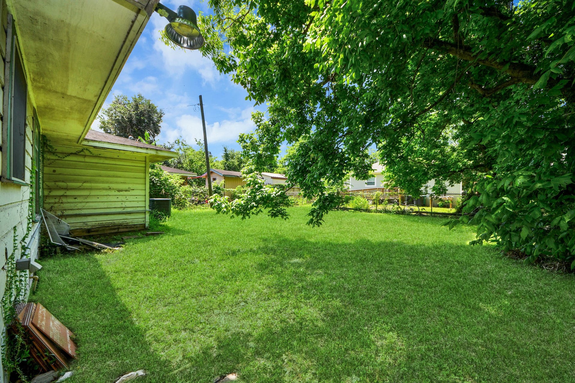 3214 Tuam Street, Houston, TX 77004 3214 Tuam Street, Houston, TX 77004