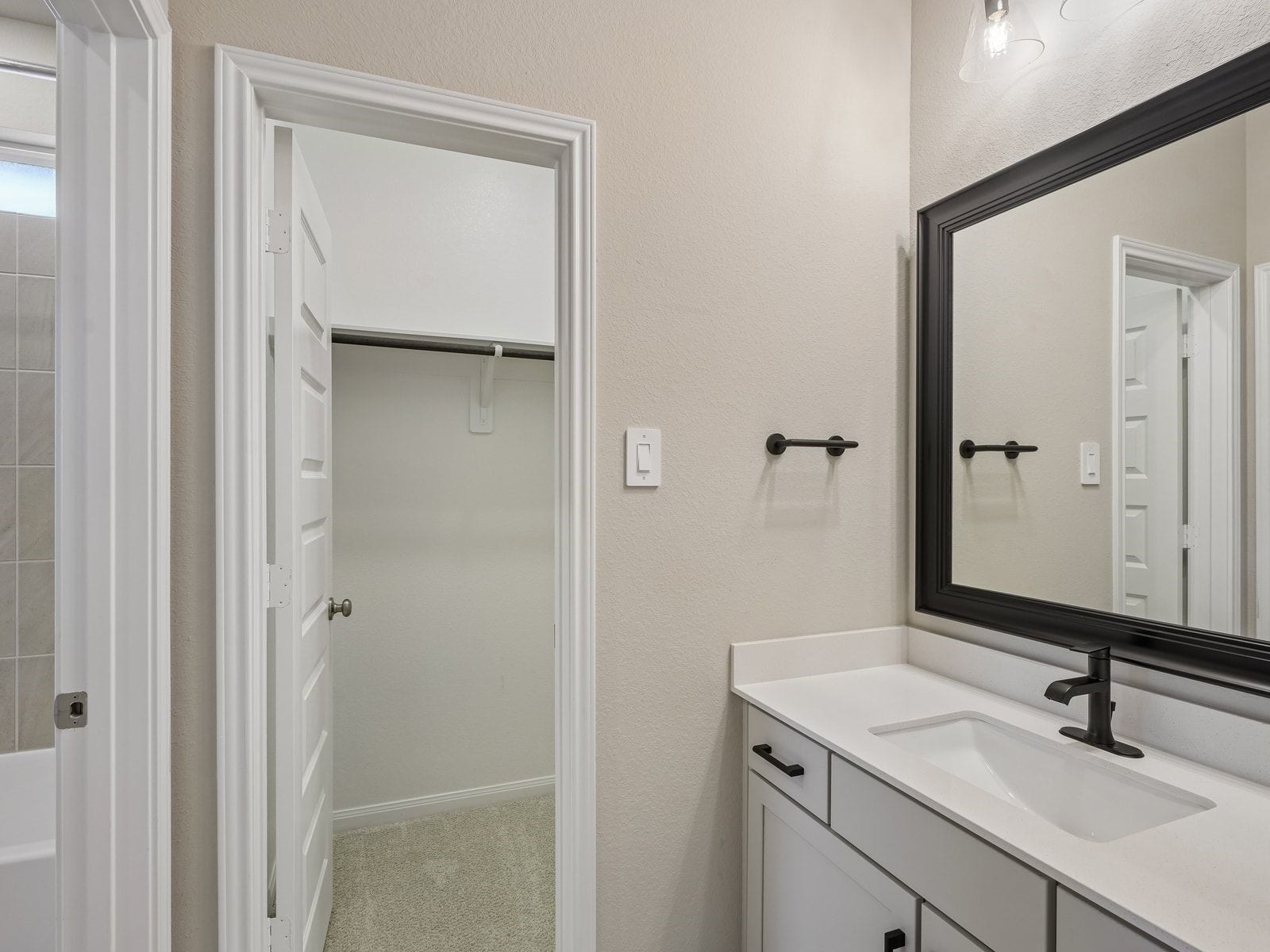 6112 Golden Plover Lane, Pearland, TX 77584 6112 Golden Plover Lane, Pearland, TX 77584