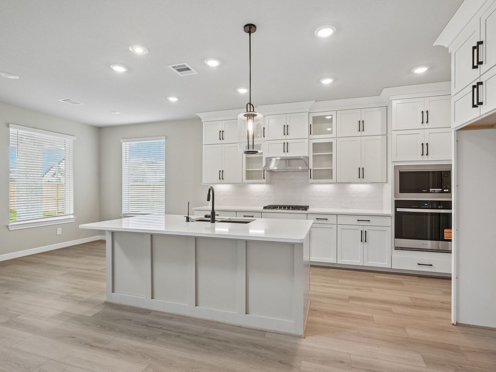 6112 Golden Plover Lane, Pearland, TX 77584 6112 Golden Plover Lane, Pearland, TX 77584