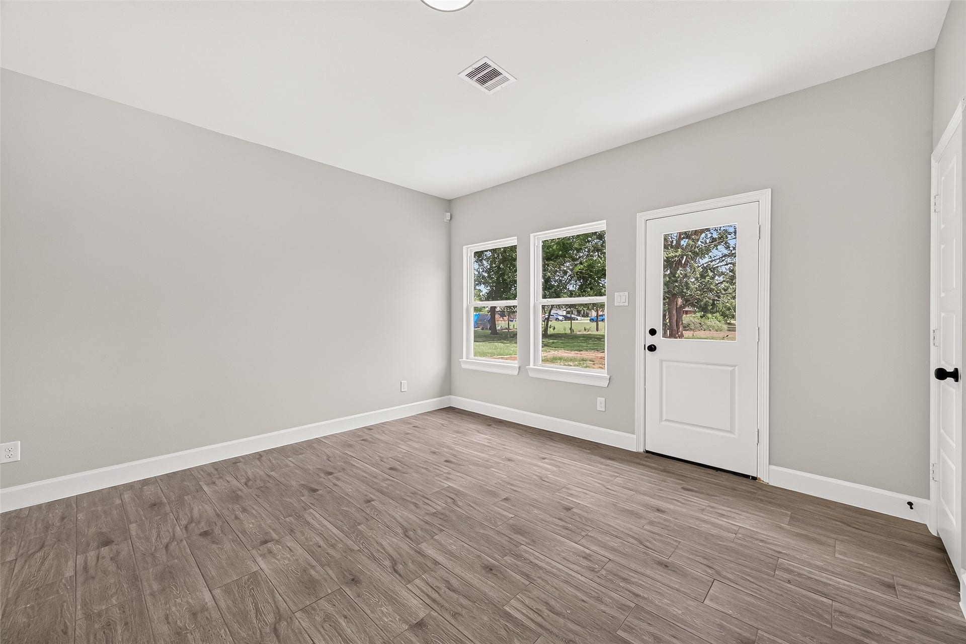 527 Oleander Street, Prairie View, TX 77484