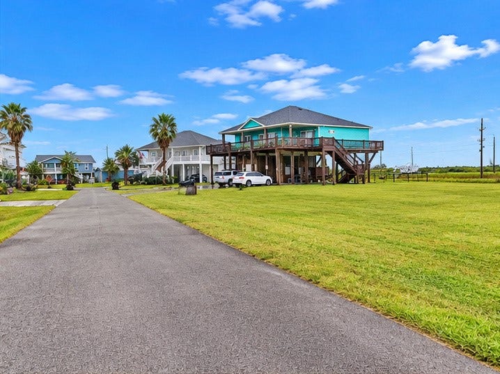 Property photo for 3181 Castle Drive, Crystal Beach, TX