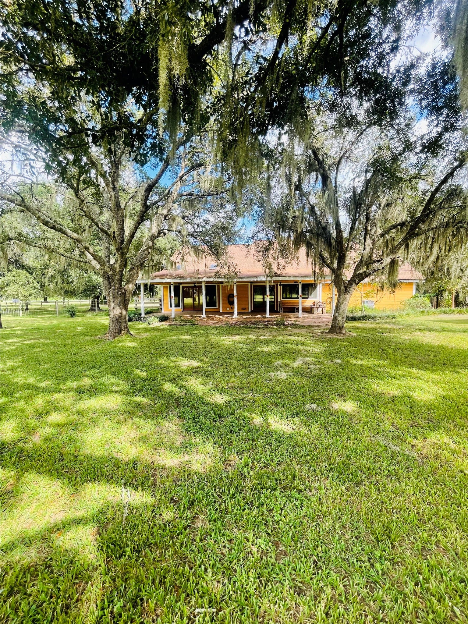 5610 County Road 823, West Columbia, TX 77486 5610 County Road 823, West Columbia, TX 77486