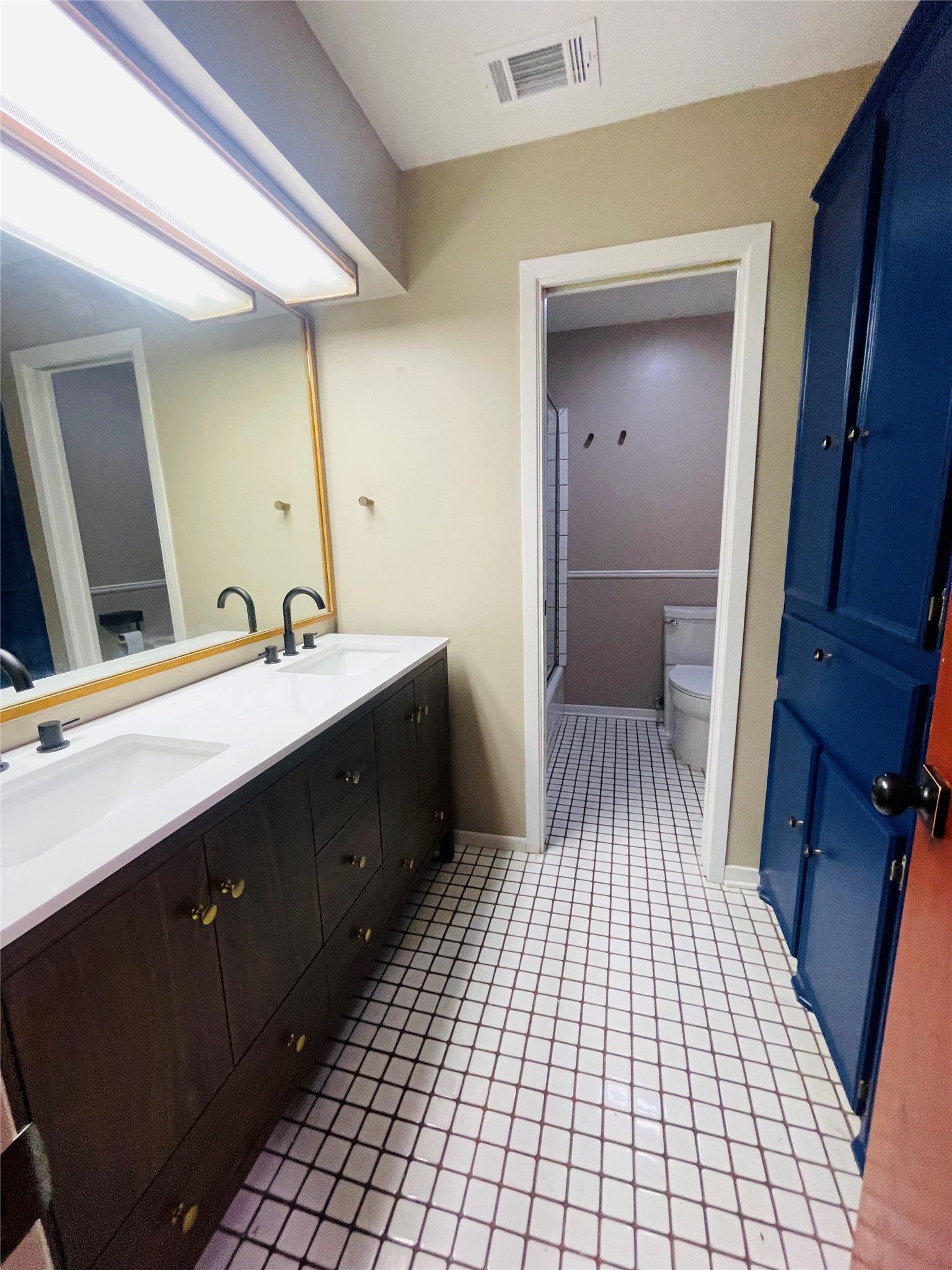 5610 County Road 823, West Columbia, TX 77486 5610 County Road 823, West Columbia, TX 77486