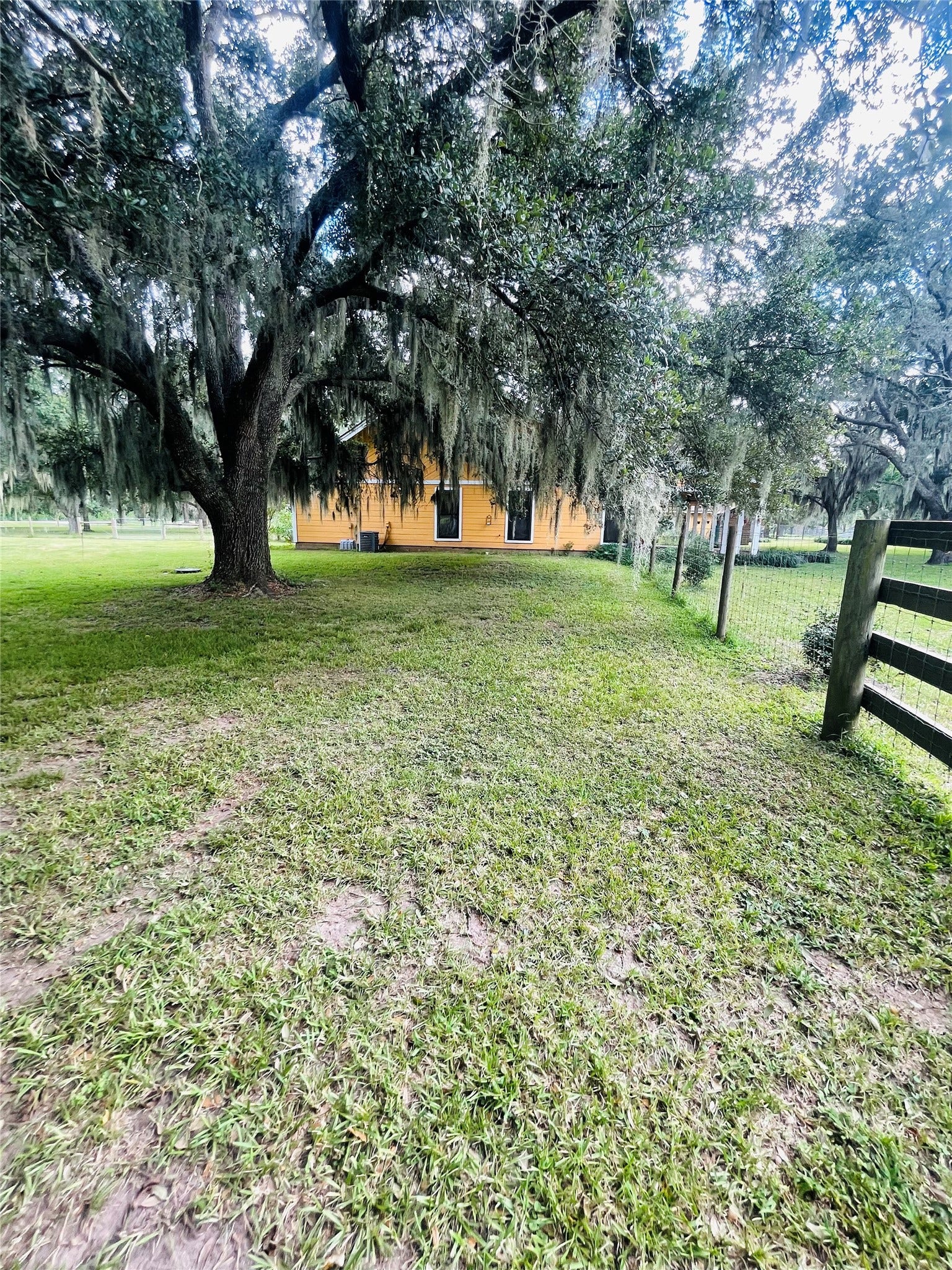 5610 County Road 823, West Columbia, TX 77486 5610 County Road 823, West Columbia, TX 77486