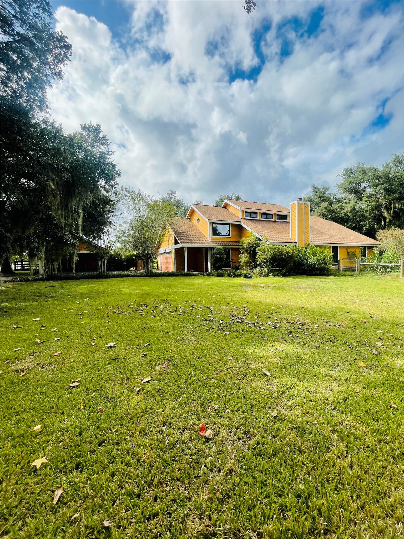 5610 County Road 823, West Columbia, TX 77486 5610 County Road 823, West Columbia, TX 77486