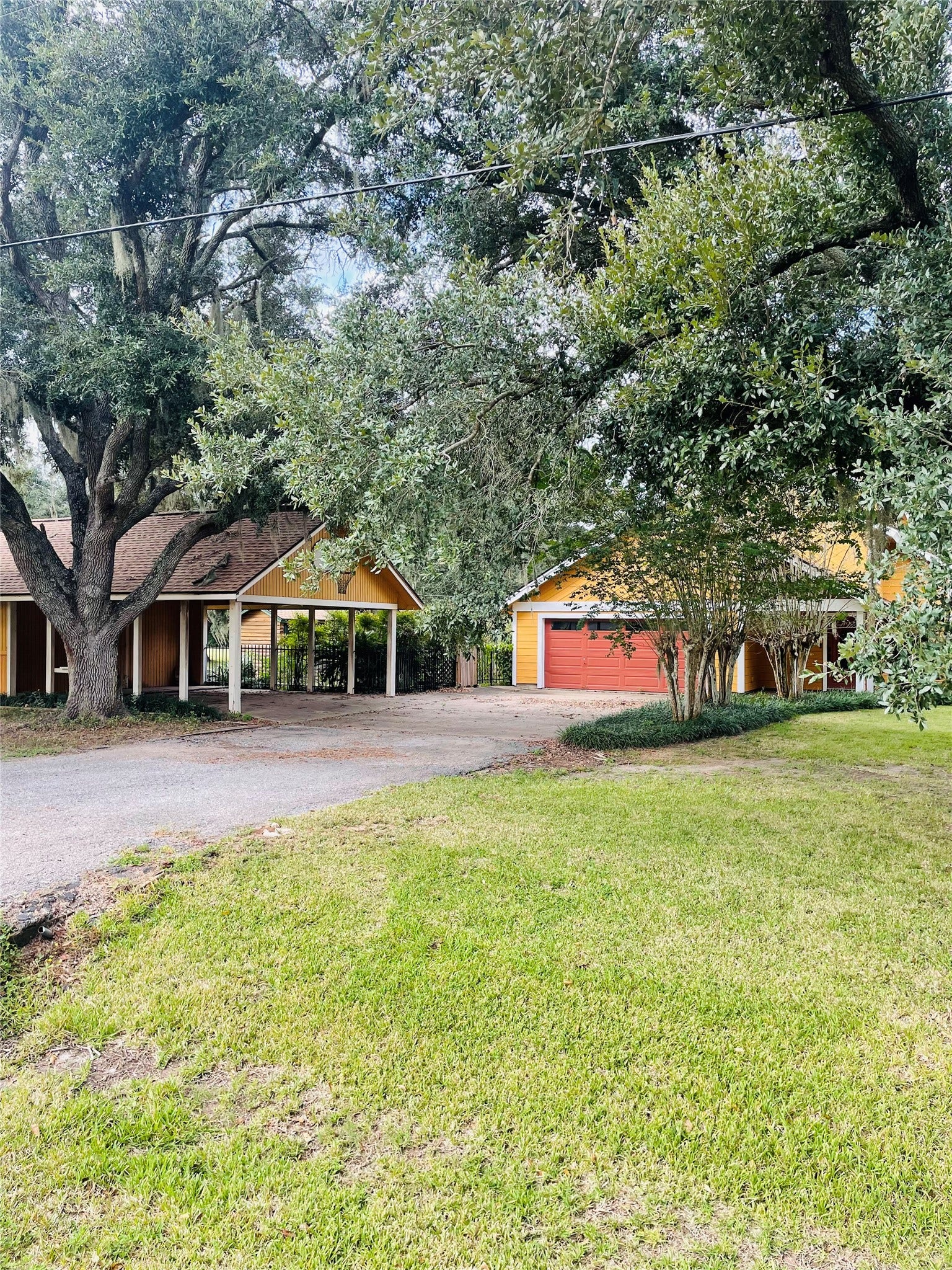 5610 County Road 823, West Columbia, TX 77486 5610 County Road 823, West Columbia, TX 77486