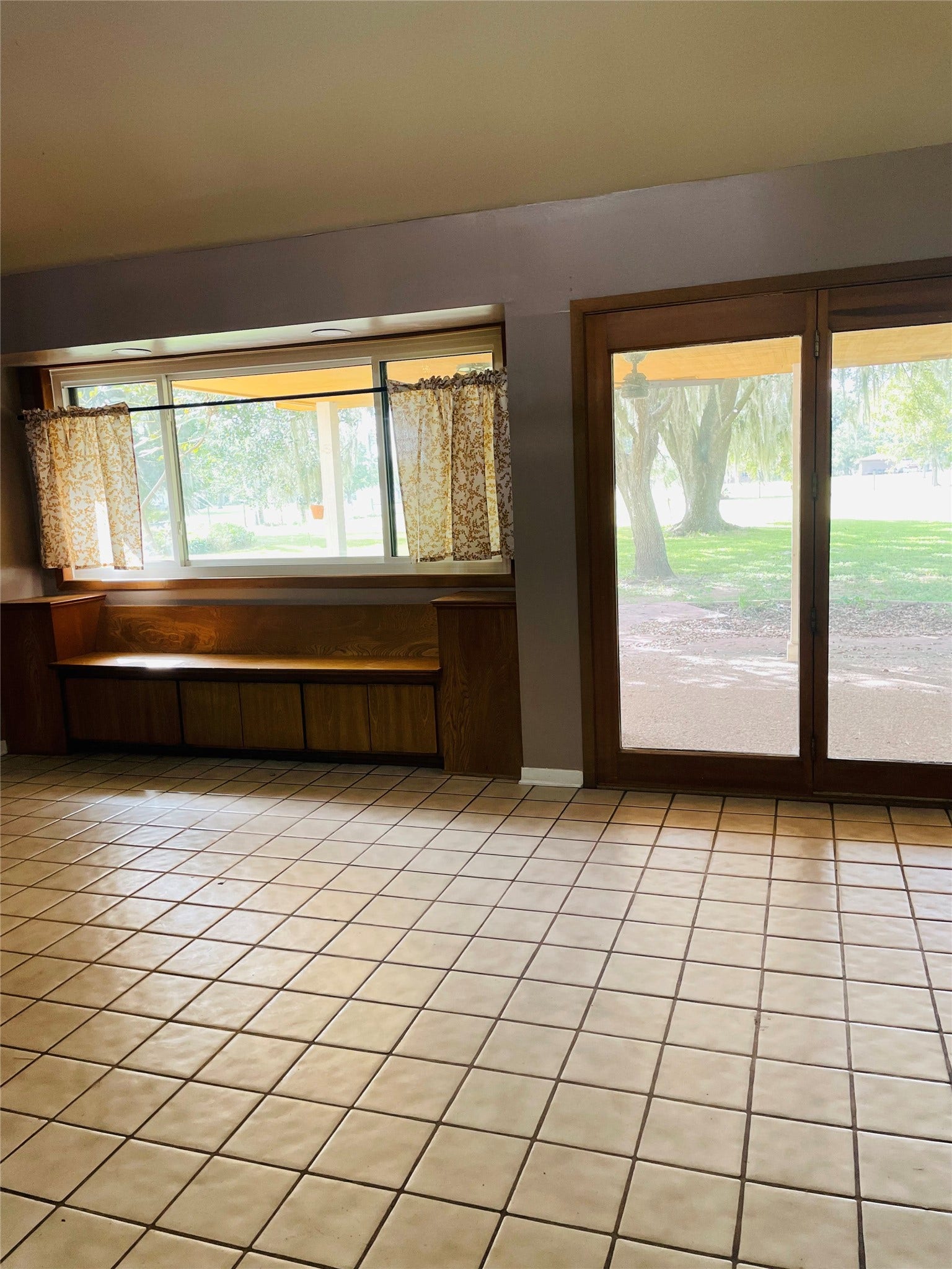 5610 County Road 823, West Columbia, TX 77486 5610 County Road 823, West Columbia, TX 77486