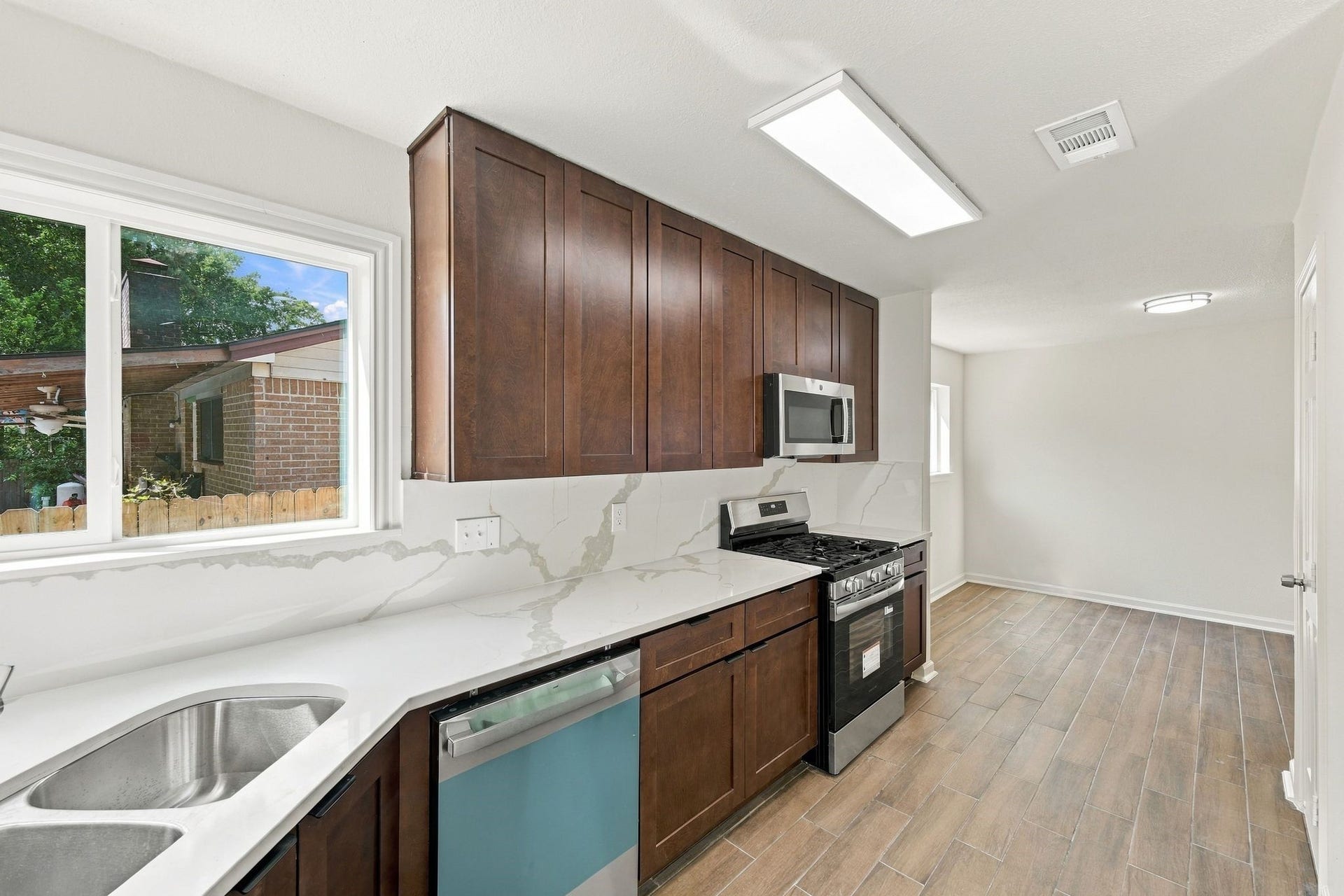 2526 Rambling Brook Drive, Spring, TX 77373 2526 Rambling Brook Drive, Spring, TX 77373