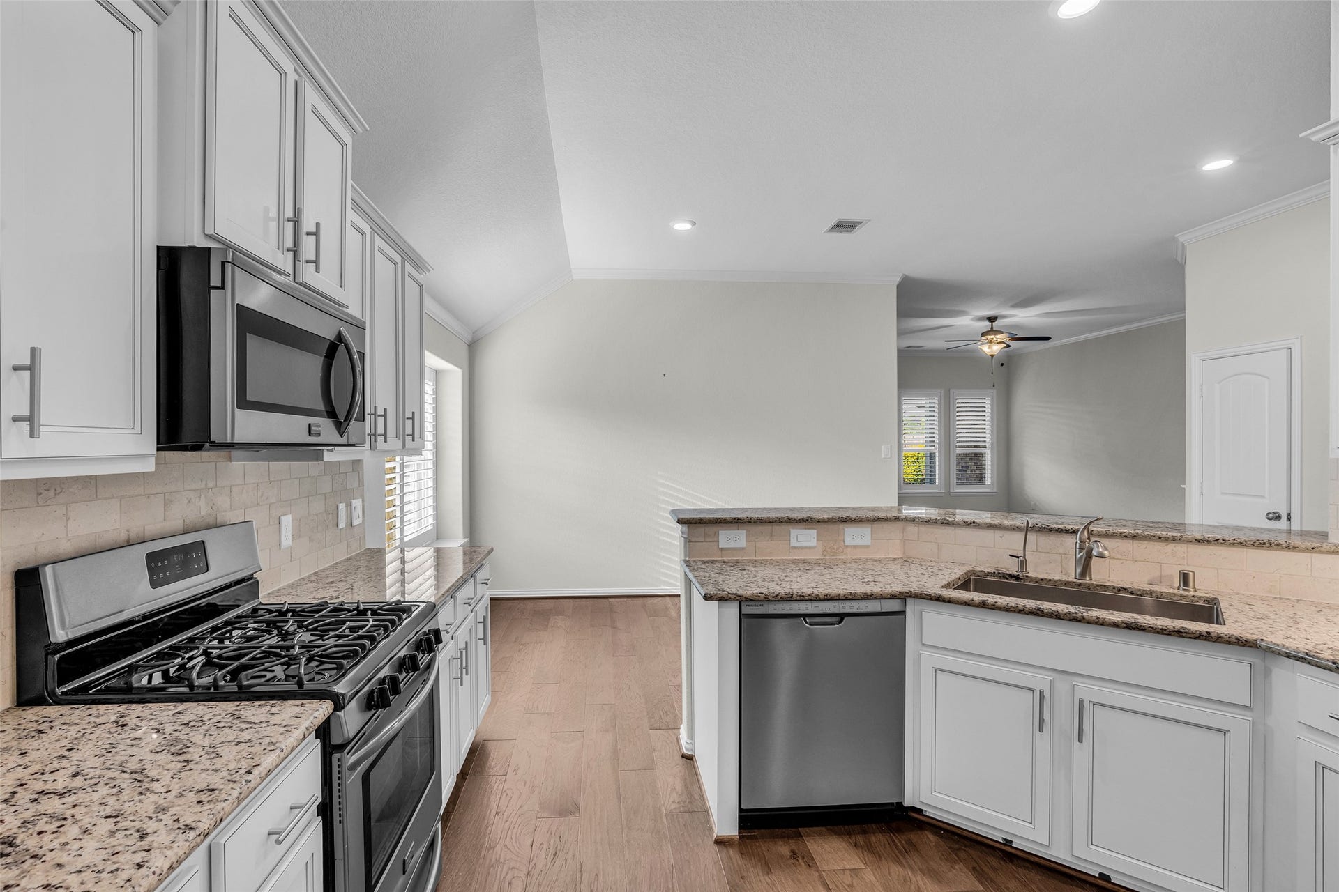3870 Enchanted Timbers Lane, Spring, TX 77386 3870 Enchanted Timbers Lane, Spring, TX 77386