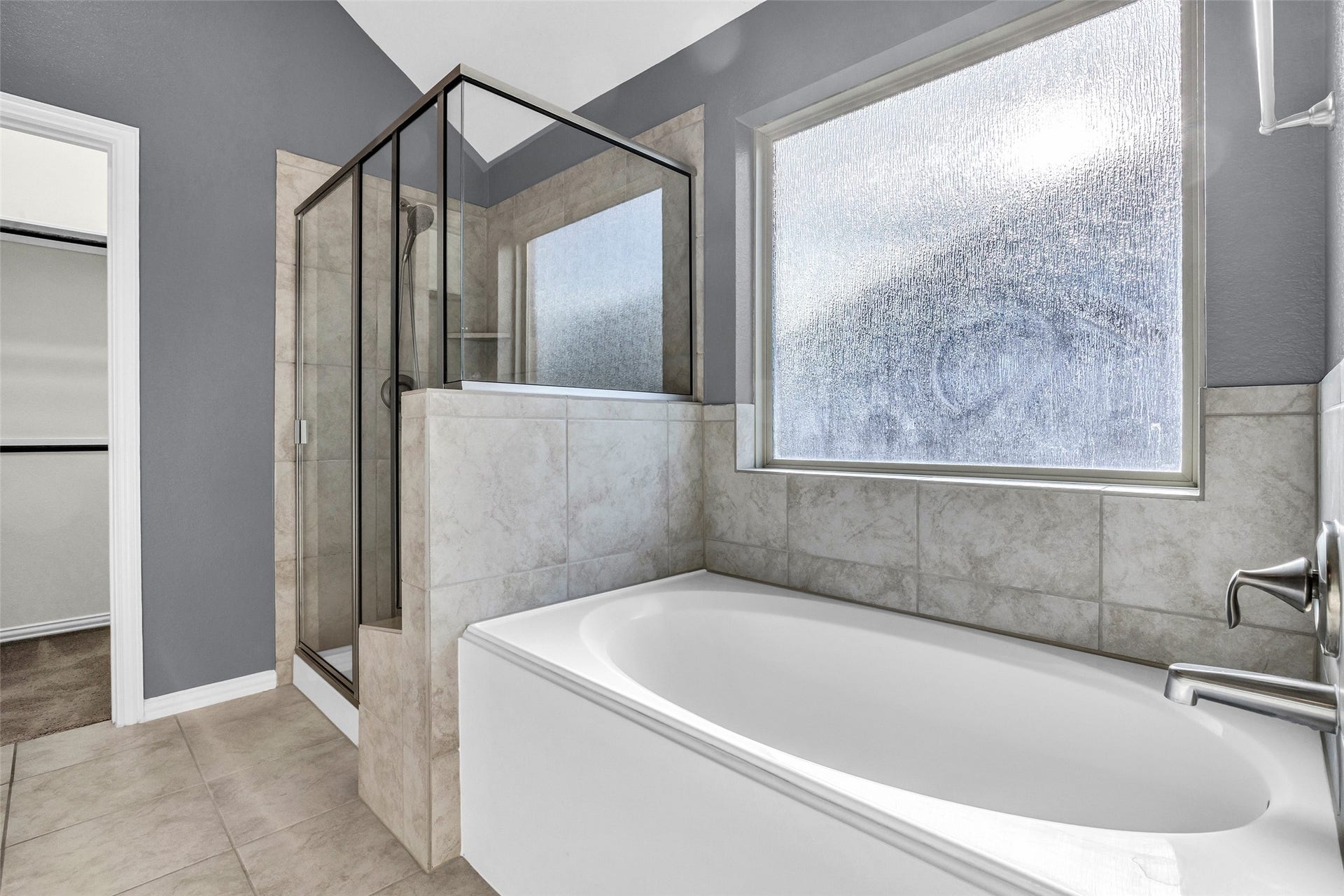 3870 Enchanted Timbers Lane, Spring, TX 77386 Primary Bath with Separate shower and Soaking Tub