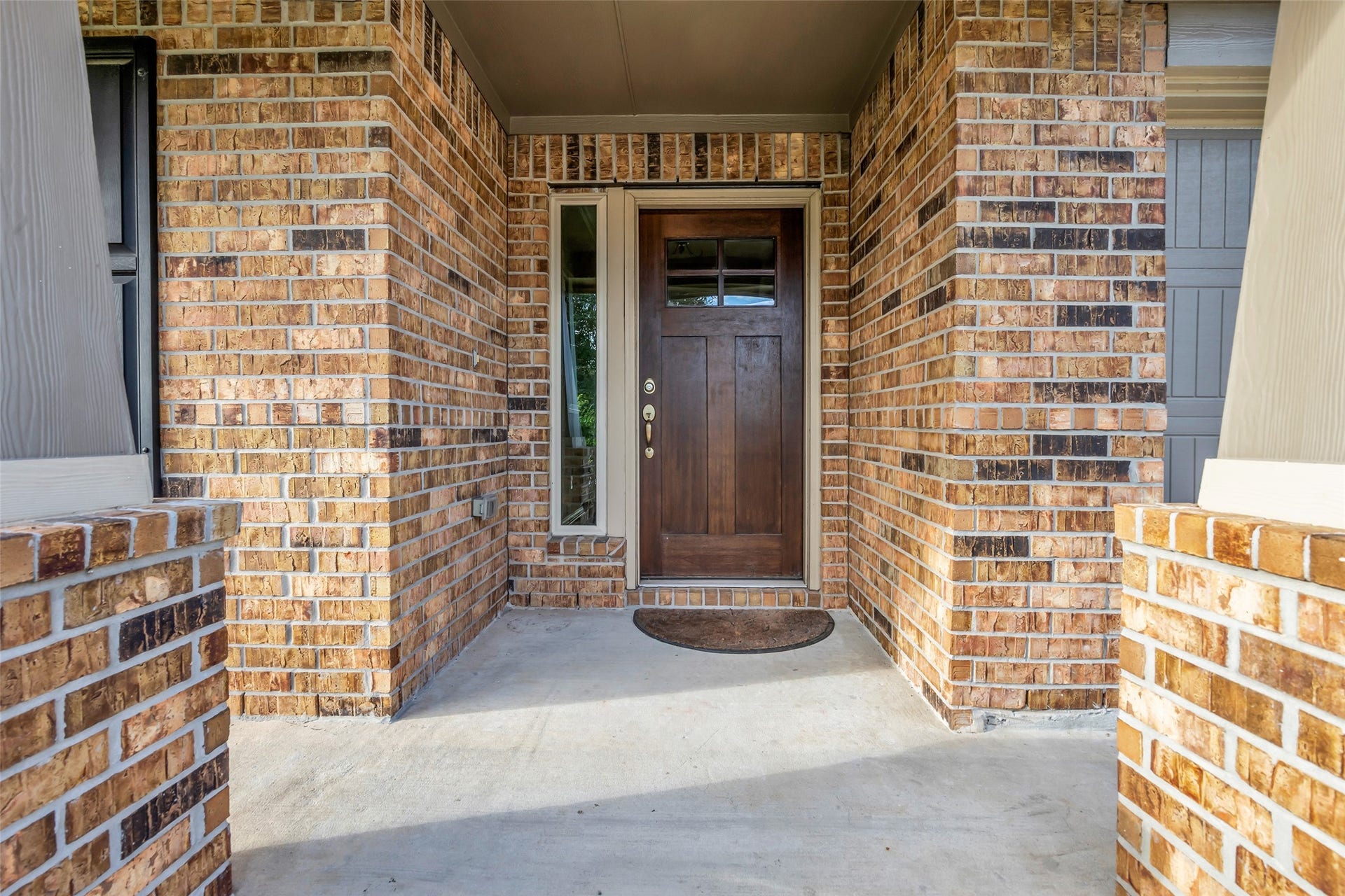 3870 Enchanted Timbers Lane, Spring, TX 77386 Covered front Entry