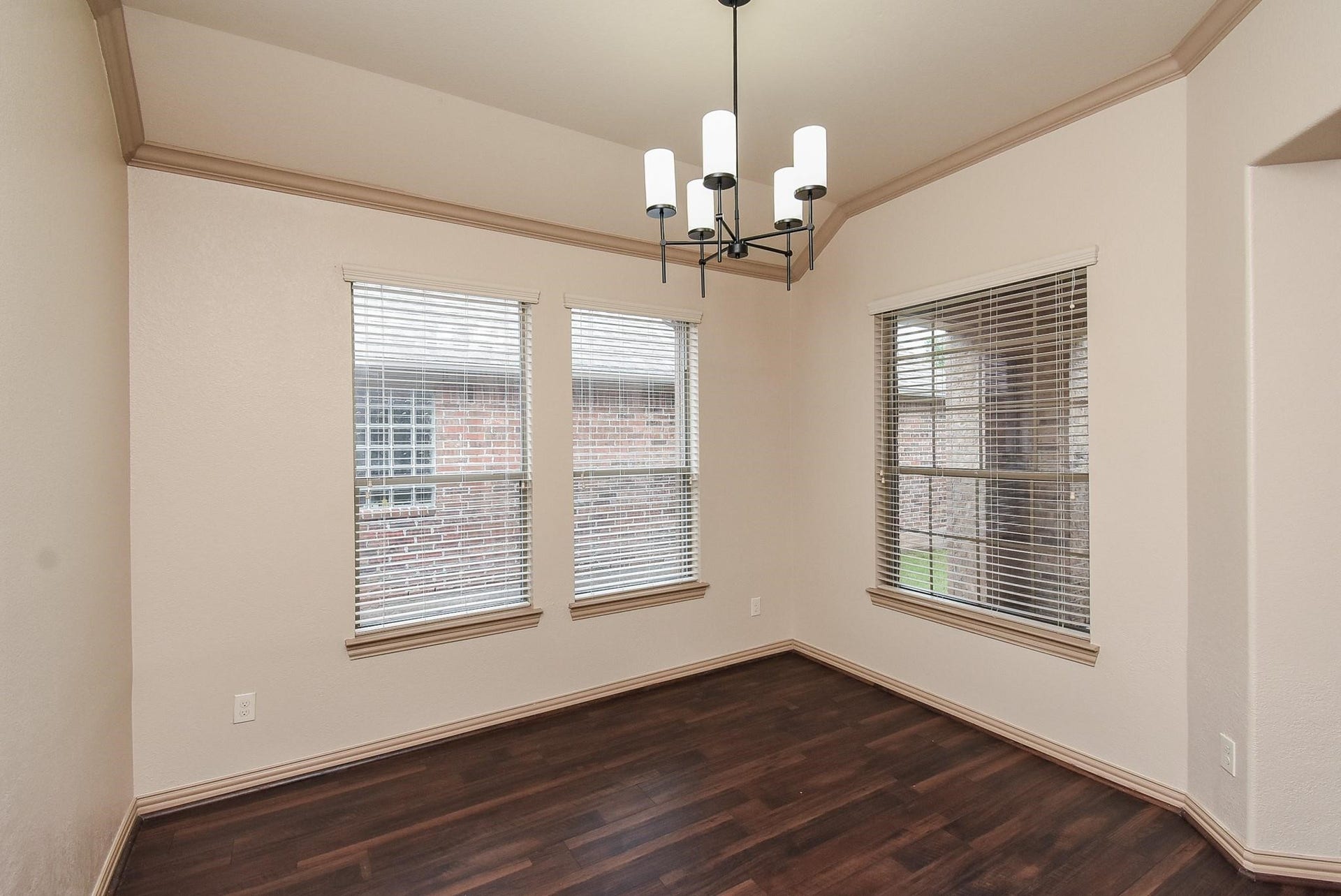 2214 Ascot Lane, Sugar Land, TX 77479