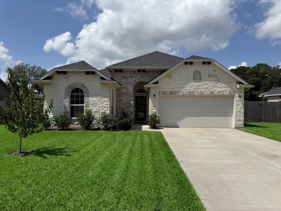 Property photo for 439 S Amherst Drive, West Columbia, TX