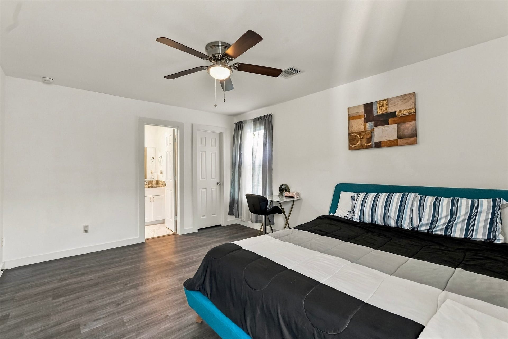7813 Sandy Street, #B, Houston, TX 77028
