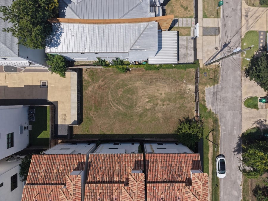 Property photo for 105 Arnold Street, Houston, TX